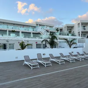 https://casa-darwin-lanzarote.in-canary-islands.com